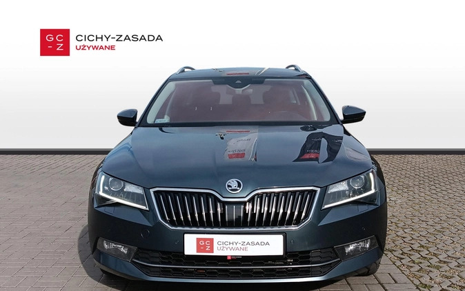 Skoda Superb cena 107900 przebieg: 146112, rok produkcji 2019 z Paczków małe 781